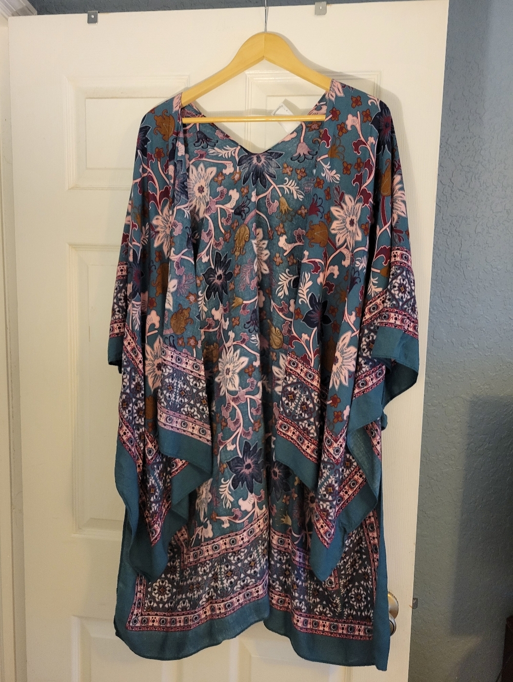 Time And Tru Floral Kimono Cover-Up in Teal and Pink One Size